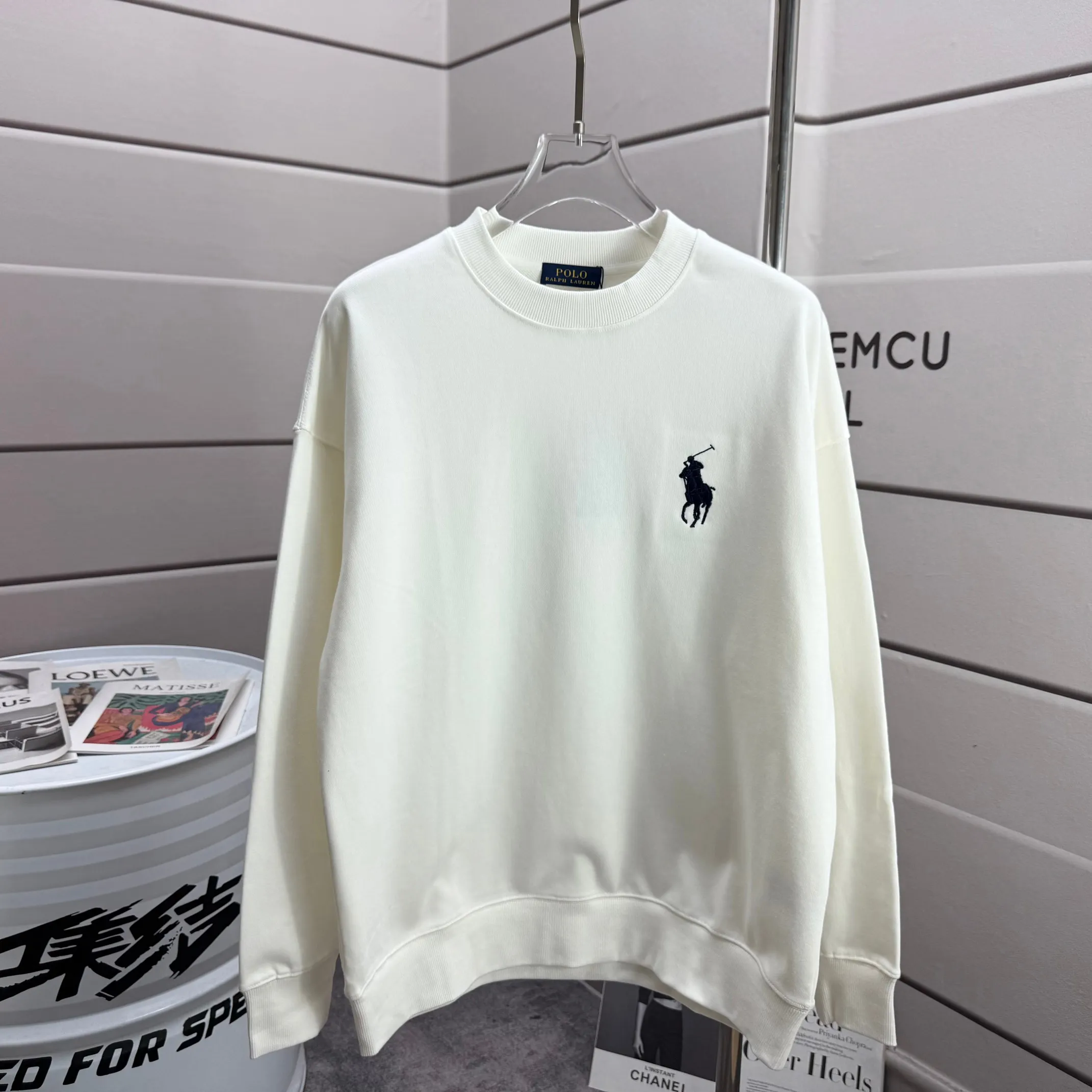 P210 Polo* Ralph Lauren 2025 Autumn and Winter new round neck sweatshirt Classic simple embroidery Customized terry fabric Long sleeves Unisex Color: Black White Size: S (90-130 pounds) M (120-150 pounds) L (140-165 pounds) XL (160-180 pounds) XXL (180-210 pounds)